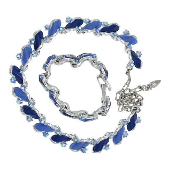 Vintage 1960s Silvertone Blue Thermoset Necklace Bracelet Set - Picture 2 of 11